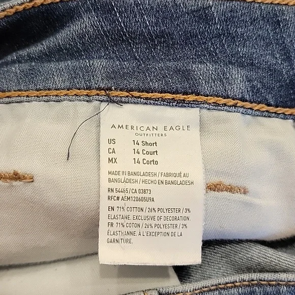🍃 American Eagle Hi-Rise Skinny Kick 14 Short - Picture 6 of 6